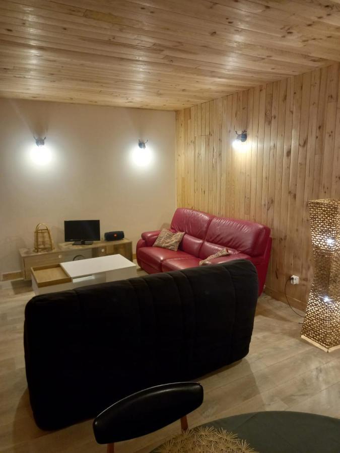 Gite L'Enclos O Rendez-Vous Roquefeuil-Pays De Sault- Avec Jardin Eksteriør billede