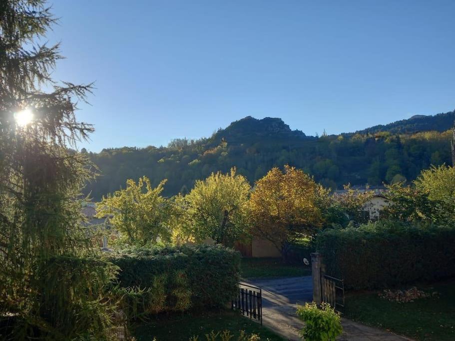 Gite L'Enclos O Rendez-Vous Roquefeuil-Pays De Sault- Avec Jardin Eksteriør billede